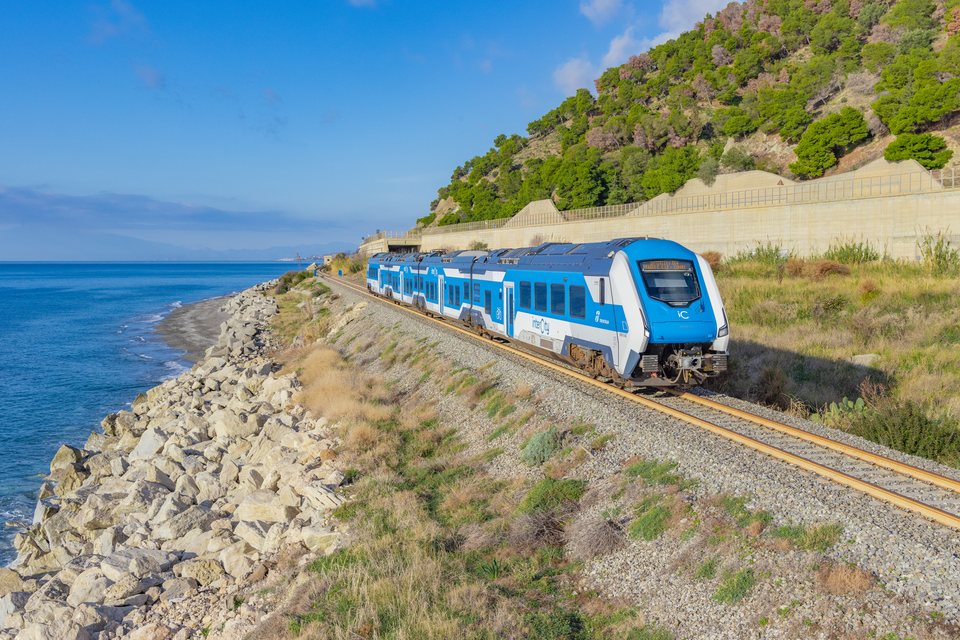 Trenitalia: HTR 412 033 / IT-Palizzi Marina