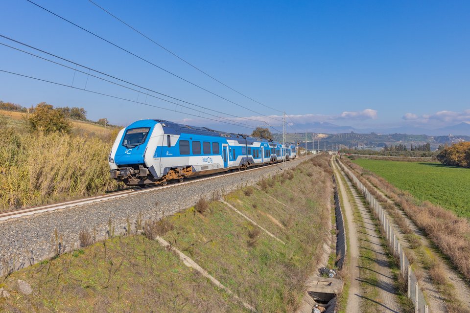 Trenitalia: HTR 412 044 / IT-Tarsia