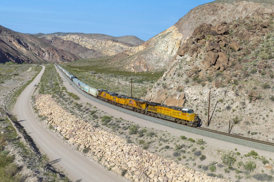 UP 5819 - Rainbow Canyon, Caliente, Nevada (USA)