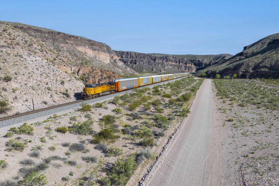 UP 5819 - Rainbow Canyon, Caliente, Nevada (USA)