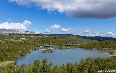 Vy El 18 2242 + F4 63 Oslo - Bergen