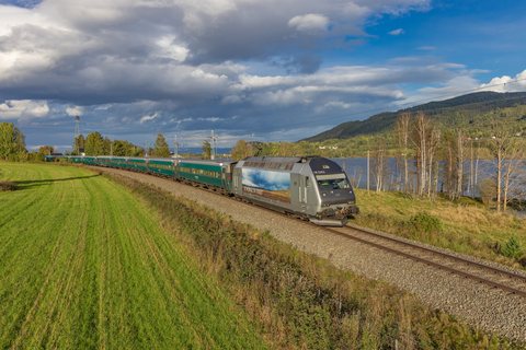 El 18 2262 (VY): EL18 2262 / N-Vikersund