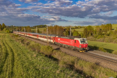 ZSSK: 383 107 / SK-Strba