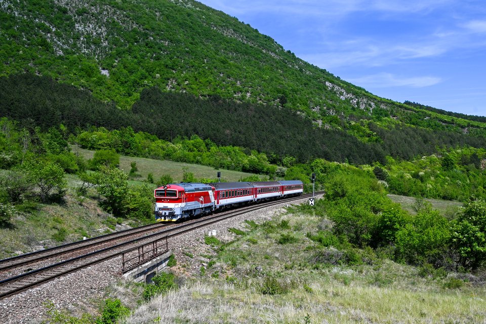 ZSSK: 757 008